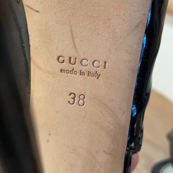 Gucci black patent leather peep toe heels - Picture 5 of 8